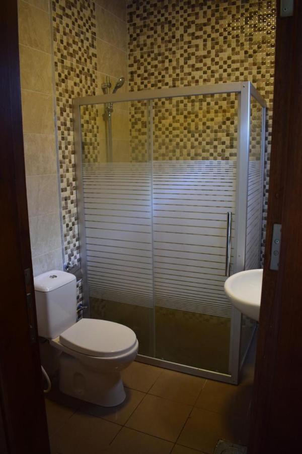 Baron Palace Hotel Suites Акаба Экстерьер фото
